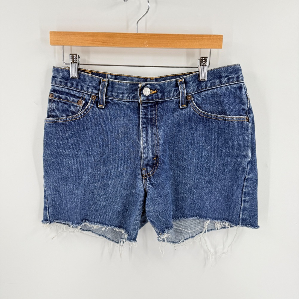 Levi's 517 Denim Cut Off Shorts Blue 31 Vintage High Rise Frayed Hem Summer